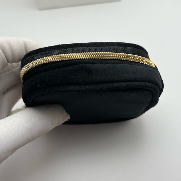 Chanel Beauty Makeup Mirror Pouch Black Zip Around, Velvet, Micro Serum &Mascara - Picture 7 of 17
